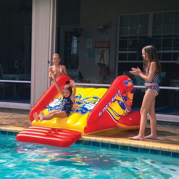 Slide N Smile Single Lane Pool Slide with Sprinkler